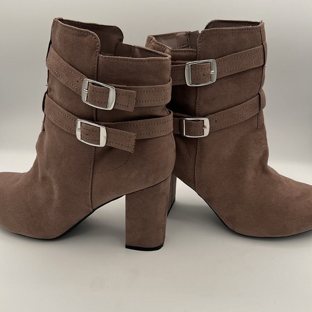 Christian Siriano taupe tan suede heel boots buckle zipper 9.5 - Picture 5 of 9